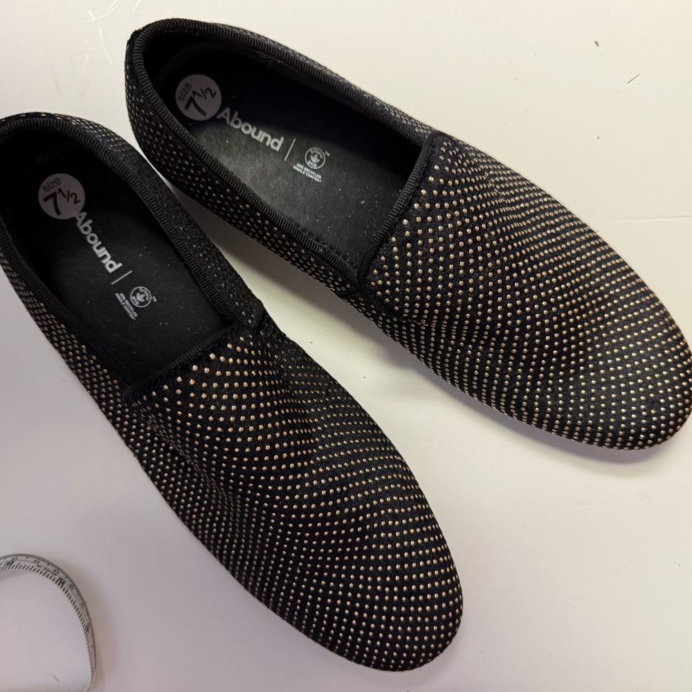 Abound Ken Smoking Slipper Loafer Black and Gold Men's Shoes Size 7.5 Never Worn